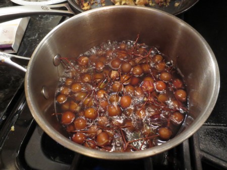 pears in pan